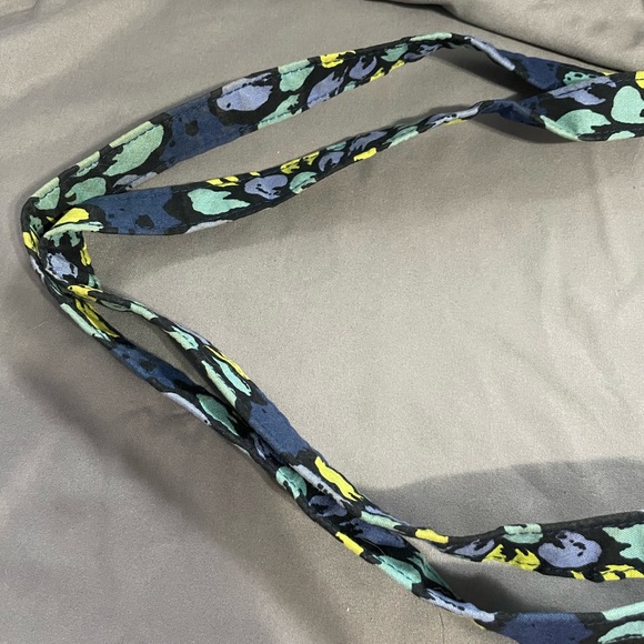 Vera Bradley Little Hipster - Picture 4 of 6